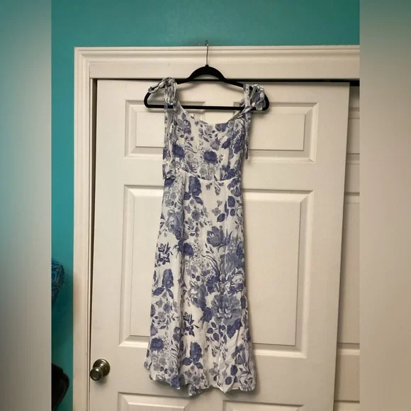Reformation Blue and White Floral Midi Dress - Picture 3 of 8